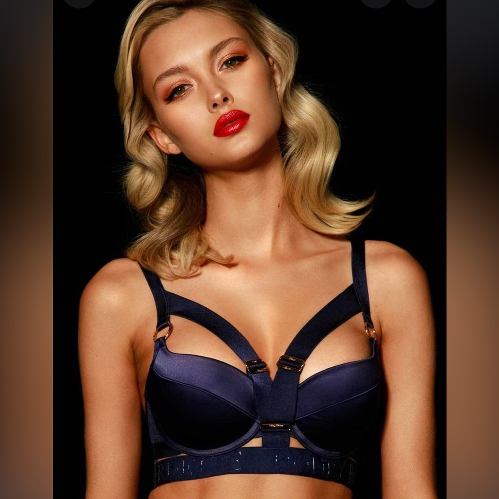 💙 BRAND NEW UNICORN RARE HB™ ☆Elvis☆ NAVY Push-Up Bra💙 Size 32A💙